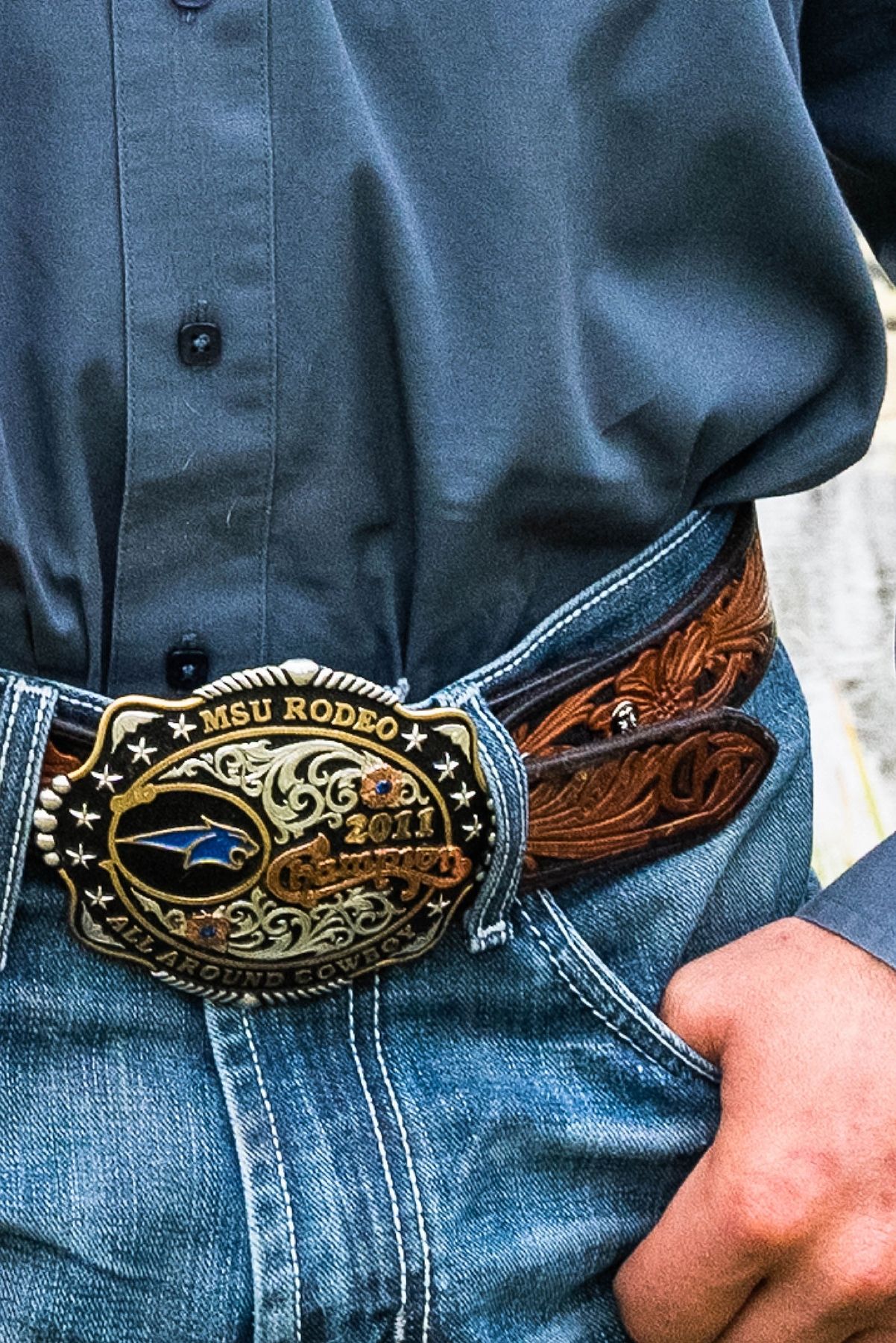 Art of Wearing Belt Buckle