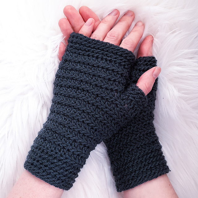 Crochet Pattern for Fingerless Gloves